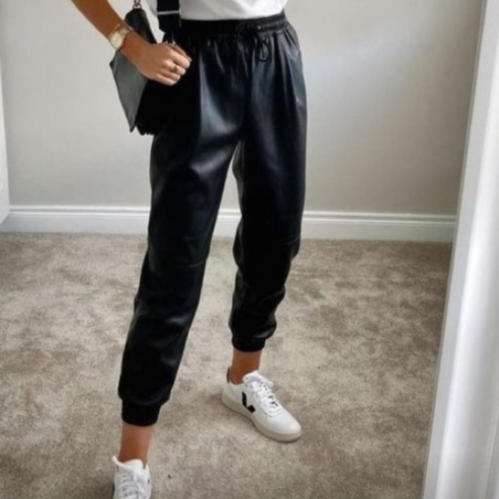 Zara Faux Leather Jogger Black Pants Size L Bloggers Fav